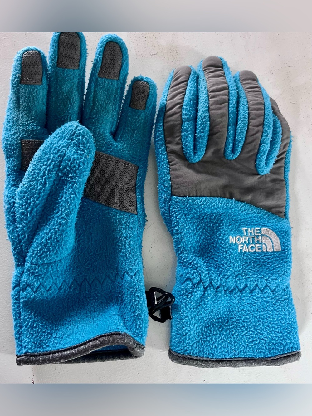 The North Face teal Blue Fleece Gloves size small